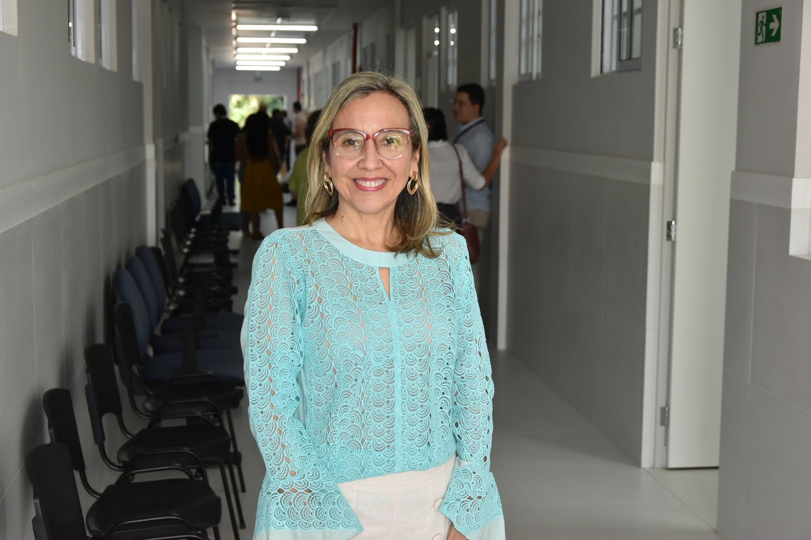 Profa Livia inauguracao predio