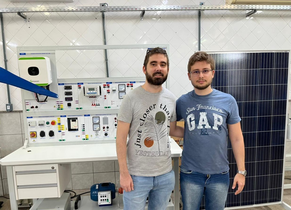 Rafael Ferraz cead.ufpi e Renato Ferraz UFES